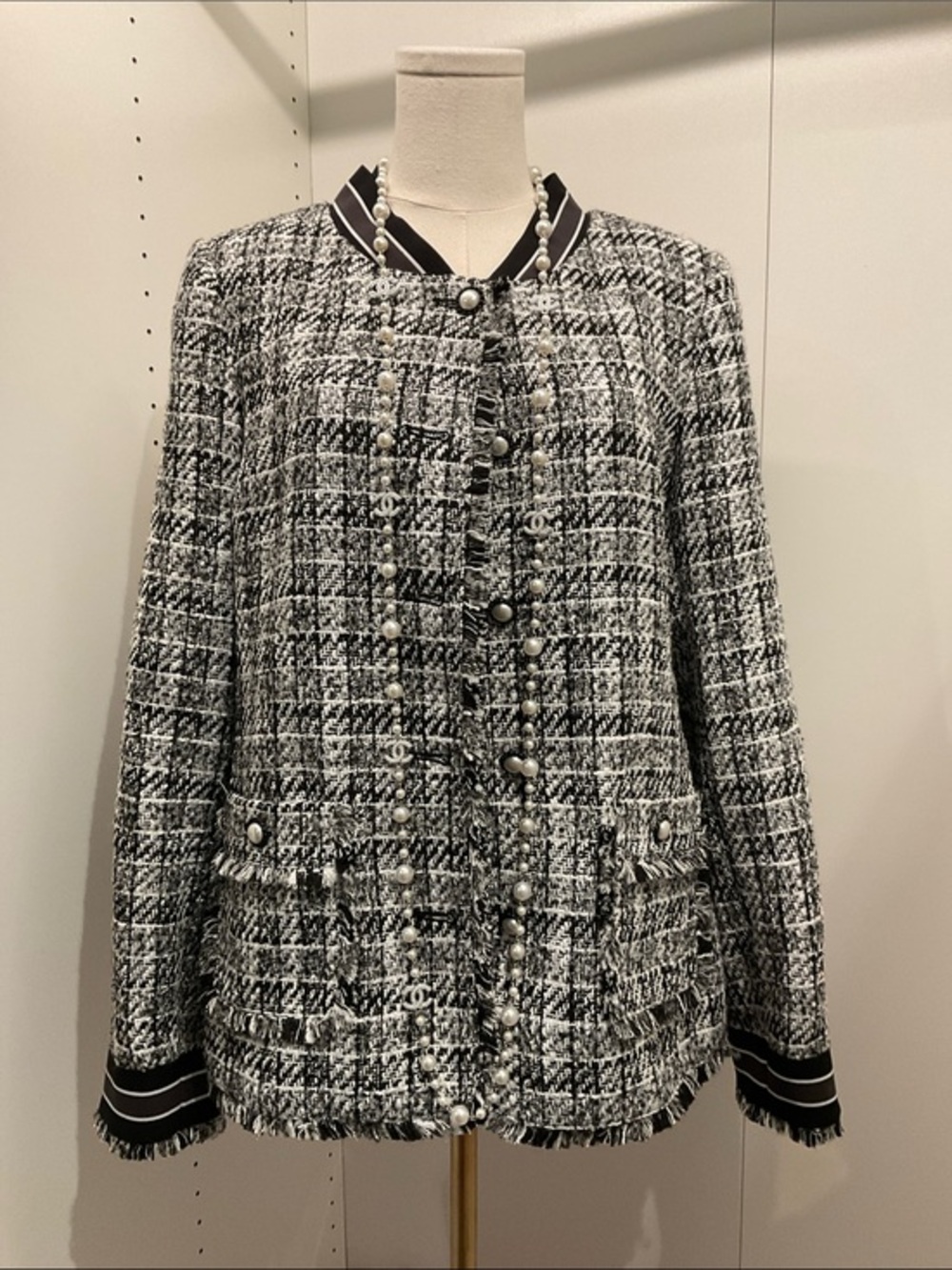 Karl Lagerfeld Black and White Houndstooth Blazer